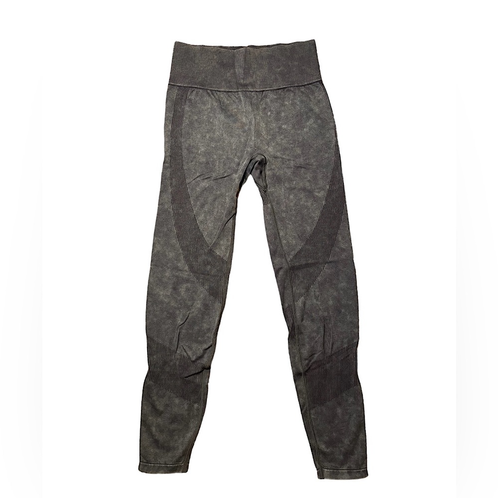 VICTORIA'S SECRET TIE DYE SEAMLESS LEGGINGS